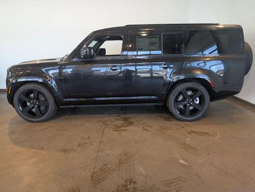 Santorini Black Metallic 2026 Land Rover Defender X-Dynamic SE