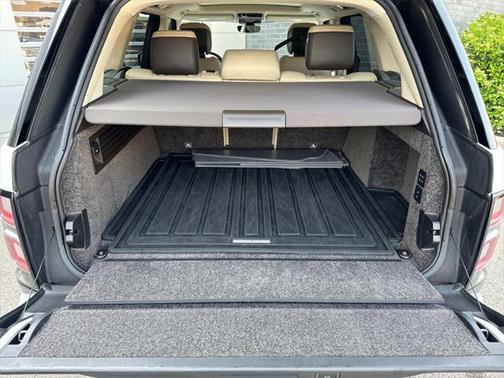 2022 Land Rover Range Rover P525 Westminster