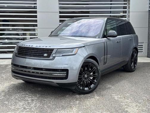 2023 Land Rover Range Rover P530 SE