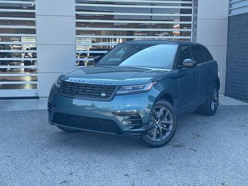 2026 Land Rover Range Rover Velar P250 SE R-Dynamic