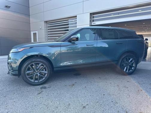 2026 Land Rover Range Rover Velar P250 SE R-Dynamic