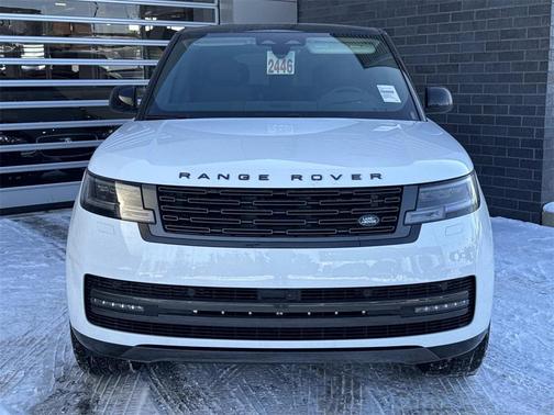 2025 Land Rover Range Rover P400 SE