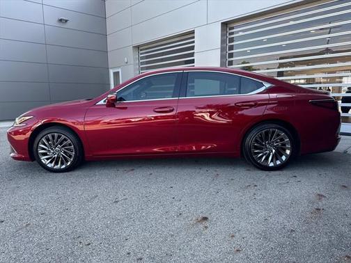 2024 Lexus ES 350 Luxury