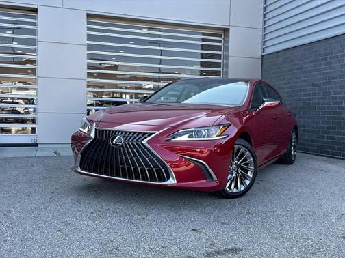 2024 Lexus ES 350 Luxury