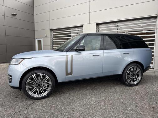 2026 Land Rover Range Rover P530 SE