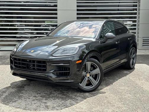 2024 Porsche Cayenne S