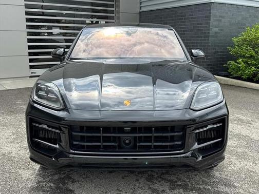 2024 Porsche Cayenne S