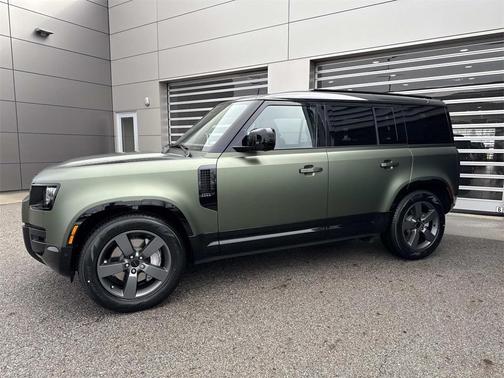 2026 Land Rover Defender P400 X-Dynamic SE