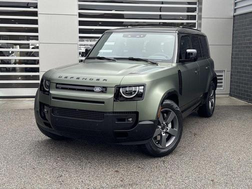 2026 Land Rover Defender P400 X-Dynamic SE