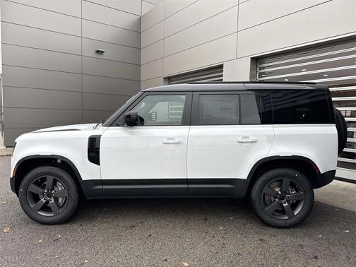 2026 Land Rover Defender P300 S