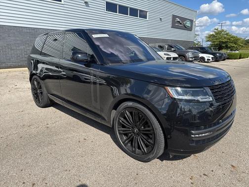 2023 Land Rover Range Rover P530 SE
