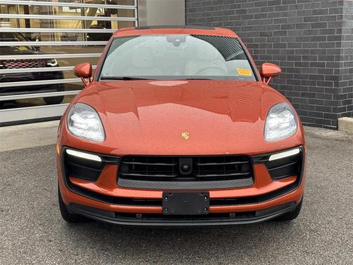 2024 Porsche Macan Base