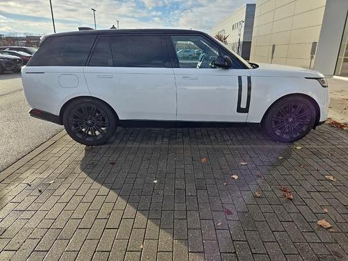 2024 Land Rover Range Rover P400 SE
