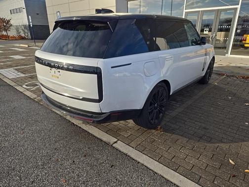 2024 Land Rover Range Rover P400 SE