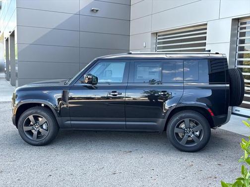 2025 Land Rover Defender 110 P400 S