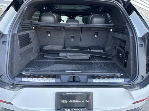 Fuji White 2025 Land Rover Range Rover Sport Autobiography