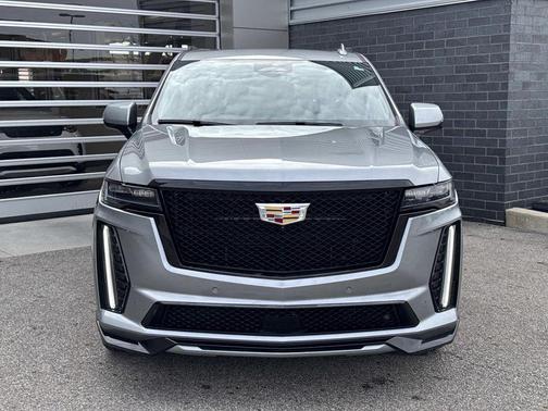 Argent Silver Metallic 2023 Cadillac Escalade V-Series