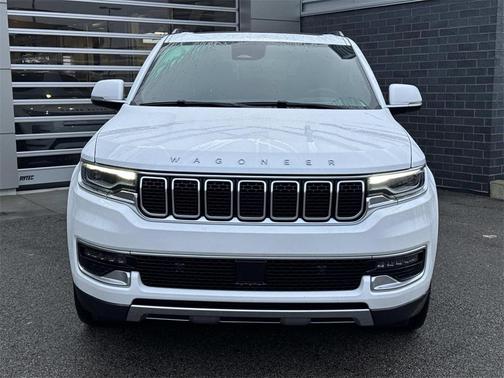 2022 Jeep Wagoneer Series III 4x4