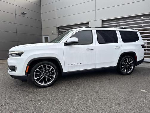2022 Jeep Wagoneer Series III 4x4