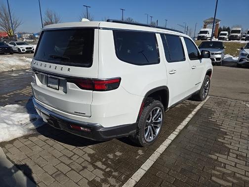 2022 Jeep Wagoneer Series III 4x4