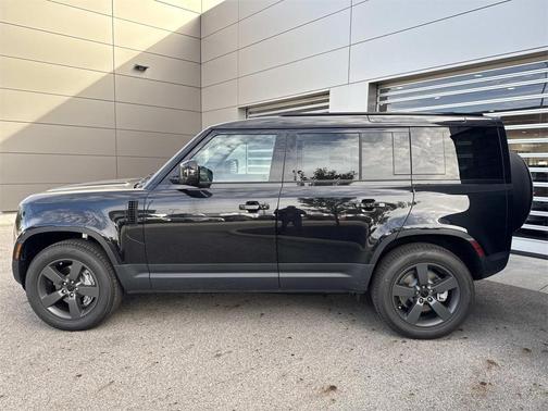 2026 Land Rover Defender S