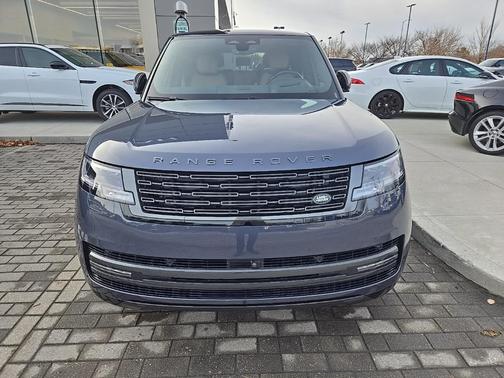 2025 Land Rover Range Rover P530 SE 7 Seat