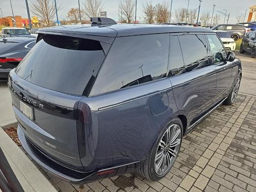 2025 Land Rover Range Rover P530 SE 7 Seat