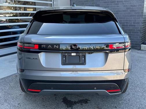 2026 Land Rover Range Rover Velar P250 SE R-Dynamic