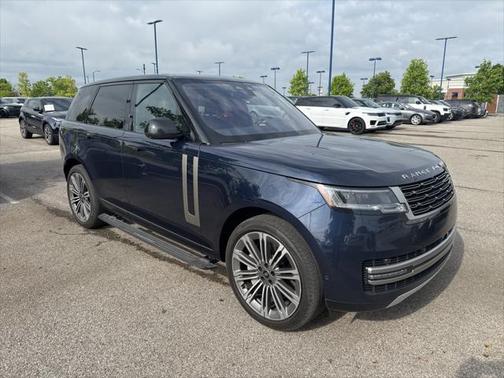 2023 Land Rover Range Rover P530 SE
