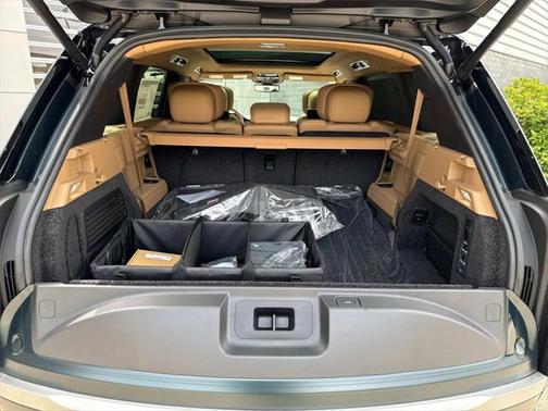 2025 Land Rover Range Rover P530 Autobiography