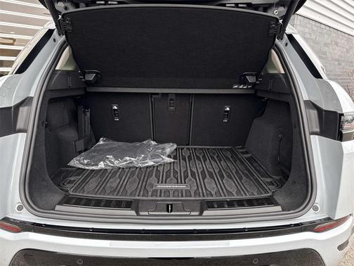 2024 Land Rover Range Rover Evoque Dynamic SE