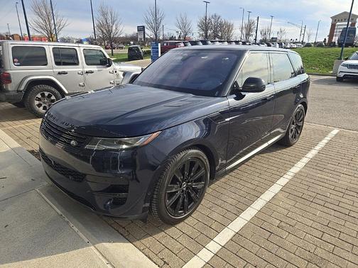 2023 Land Rover Range Rover Sport SE