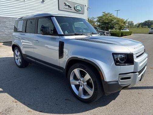 2024 Land Rover Defender 110 P500 SE