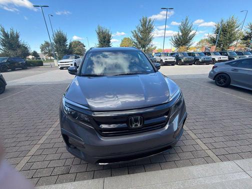 Modern Steel Metallic 2022 Honda Pilot AWD Special Edition
