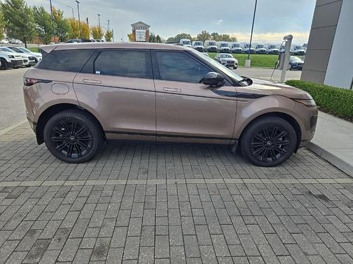 2024 Land Rover Range Rover Evoque Core S