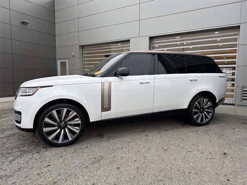 2023 Land Rover Range Rover SV