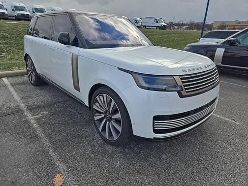 2023 Land Rover Range Rover SV