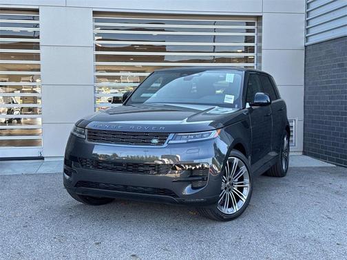 2025 Land Rover Range Rover Sport SE