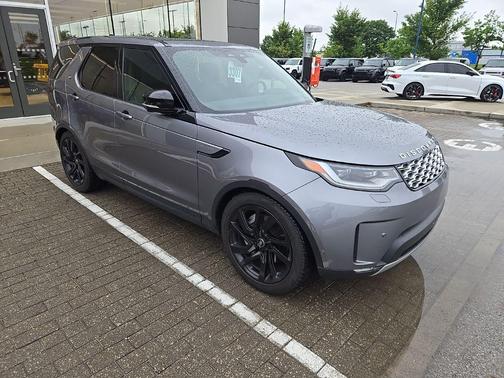 Eiger Grey Metallic 2025 Land Rover Discovery P300 S