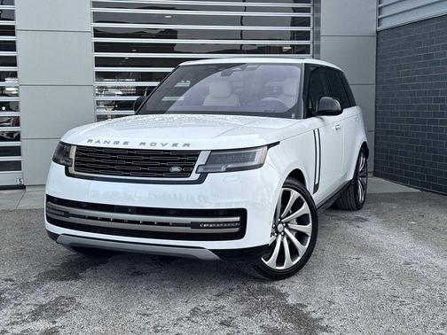 2023 Land Rover Range Rover P530 SE