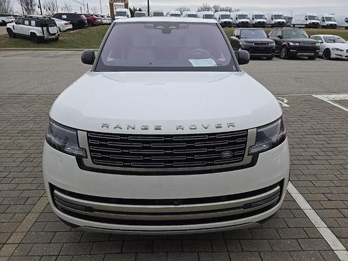 2023 Land Rover Range Rover P530 SE