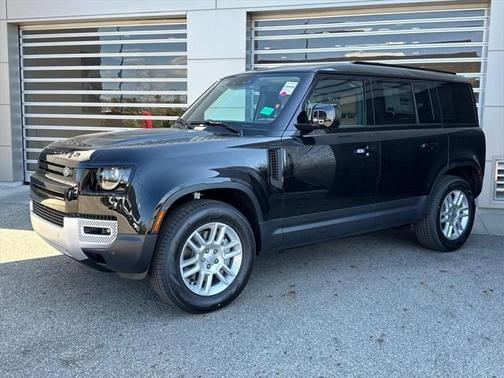 2025 Land Rover Defender 110 P400 S