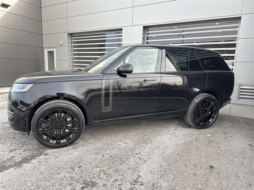 2026 Land Rover Range Rover P400 SE