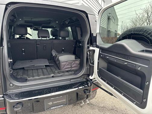 Fuji White 2025 Land Rover Defender 110 V8