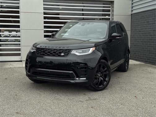 2025 Land Rover Discovery P360 Dynamic SE