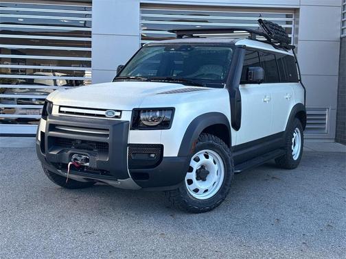 2024 Land Rover Defender 110 P300