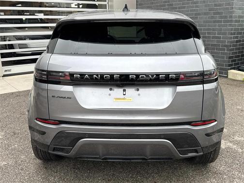 2026 Land Rover Range Rover Evoque Dynamic SE