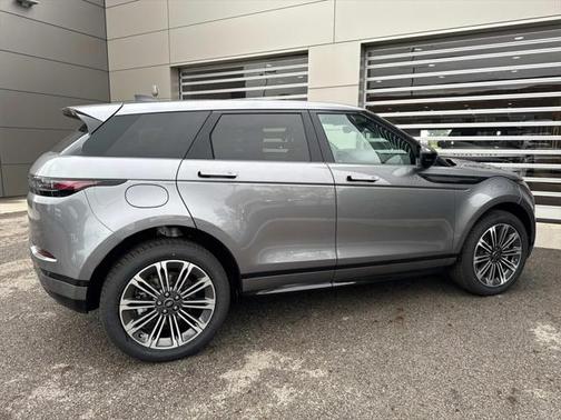 2026 Land Rover Range Rover Evoque Dynamic SE