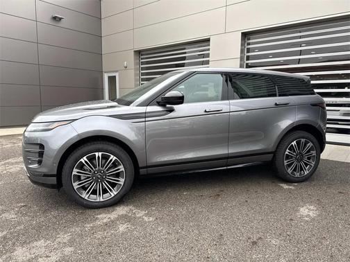 2026 Land Rover Range Rover Evoque Dynamic SE