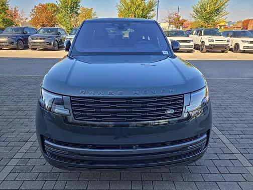 2023 Land Rover Range Rover P530 SE